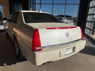 2011 Cadillac DTS Premium