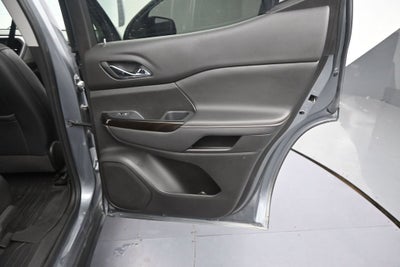 2022 GMC Acadia AT4