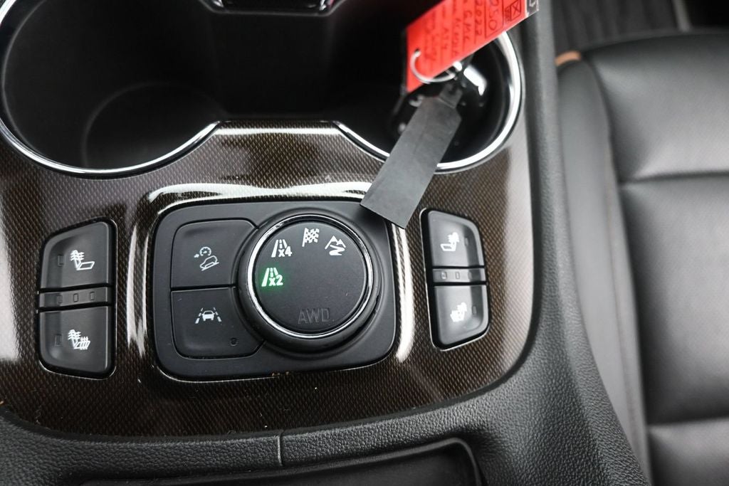 2022 GMC Acadia AT4
