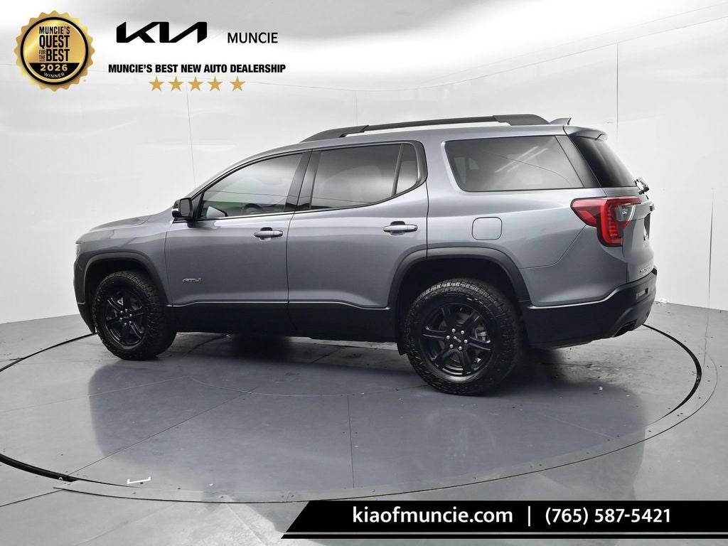 2022 GMC Acadia AT4