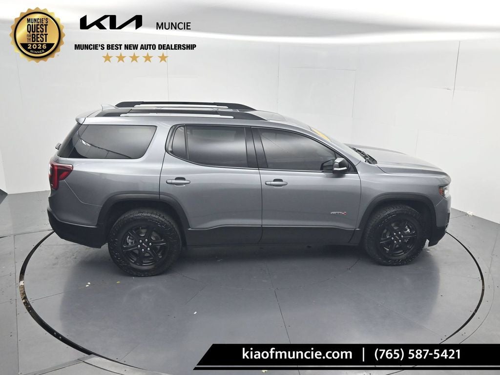 2022 GMC Acadia AT4