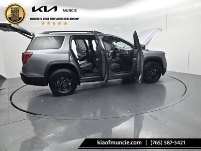 2022 GMC Acadia AT4