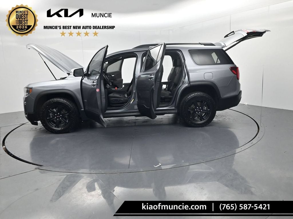 2022 GMC Acadia AT4