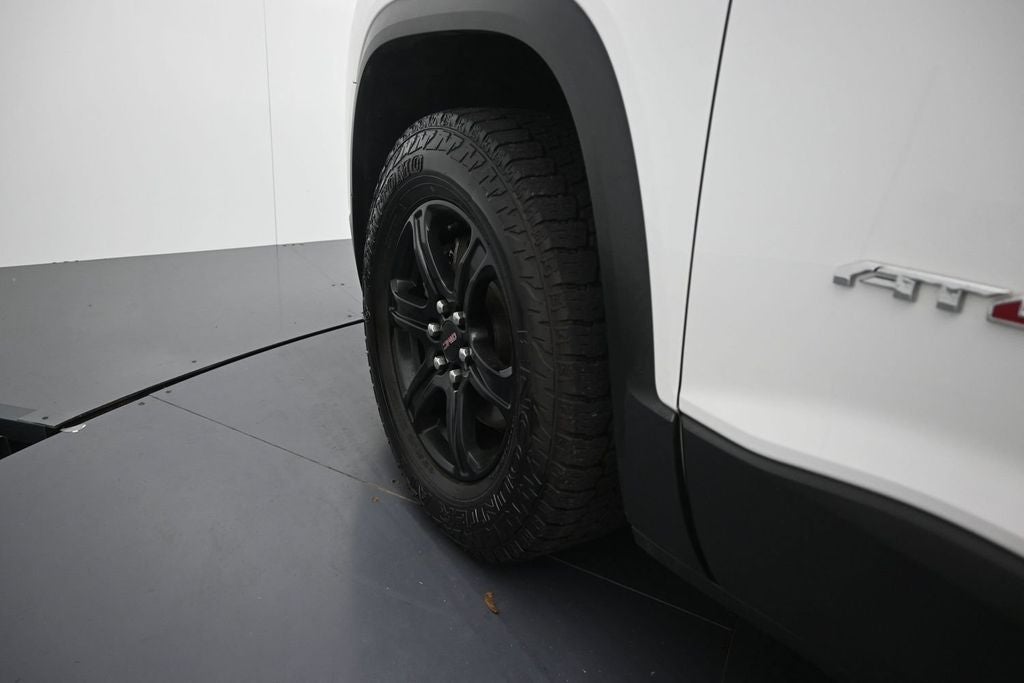 2021 GMC Acadia AT4