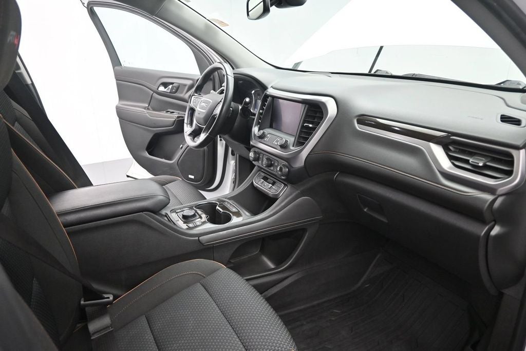 2021 GMC Acadia AT4