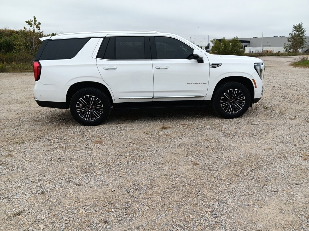 2025 GMC Yukon Elevation