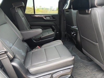 2025 GMC Yukon Elevation