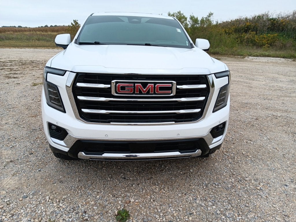 2025 GMC Yukon Elevation