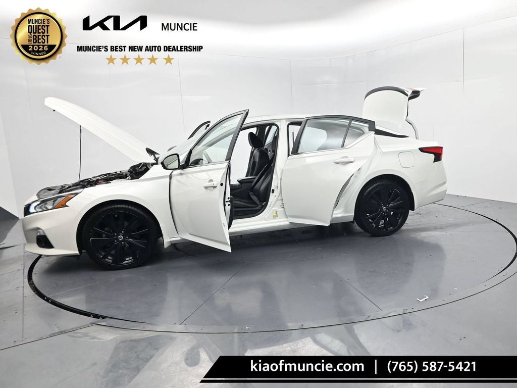 2022 Nissan Altima 2.5 SR
