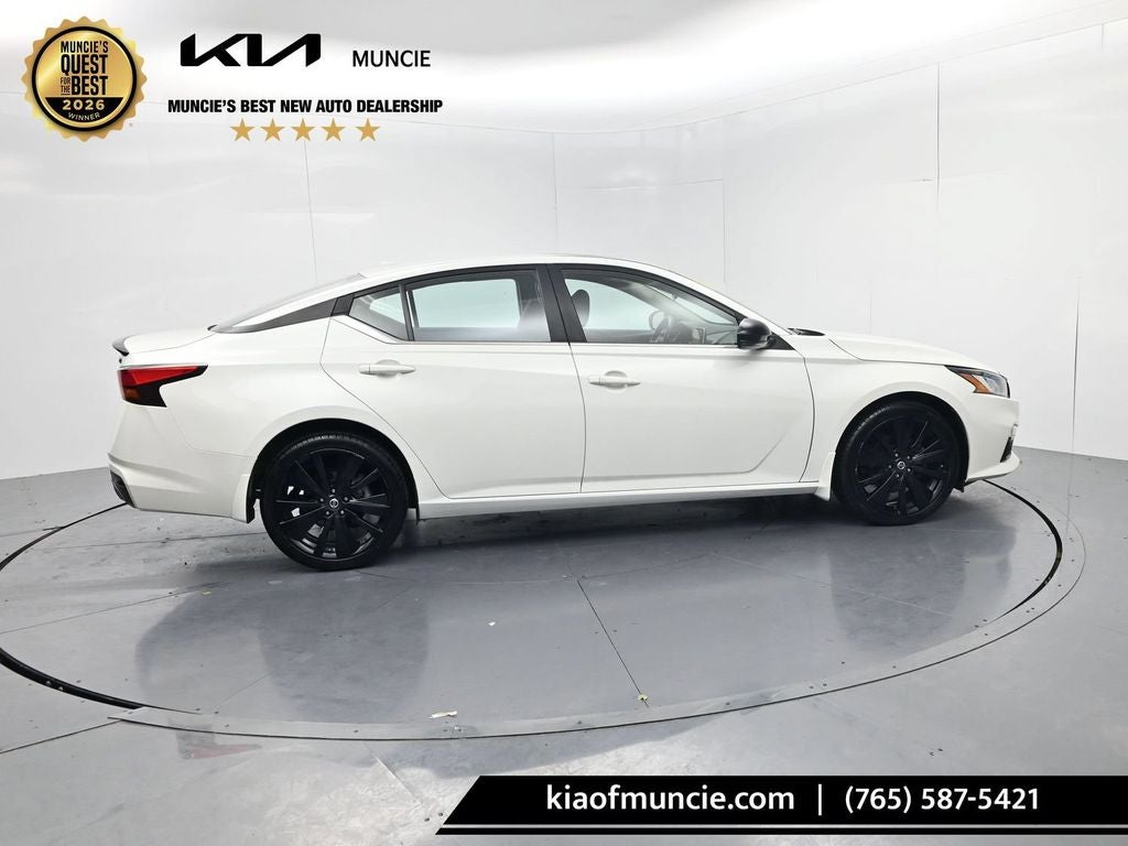2022 Nissan Altima 2.5 SR