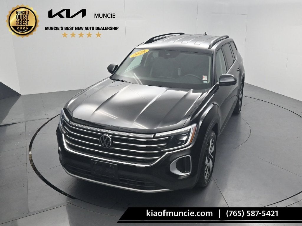 2025 Volkswagen Atlas 2.0T SE w/Technology