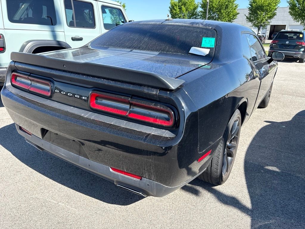 2016 Dodge Challenger SXT
