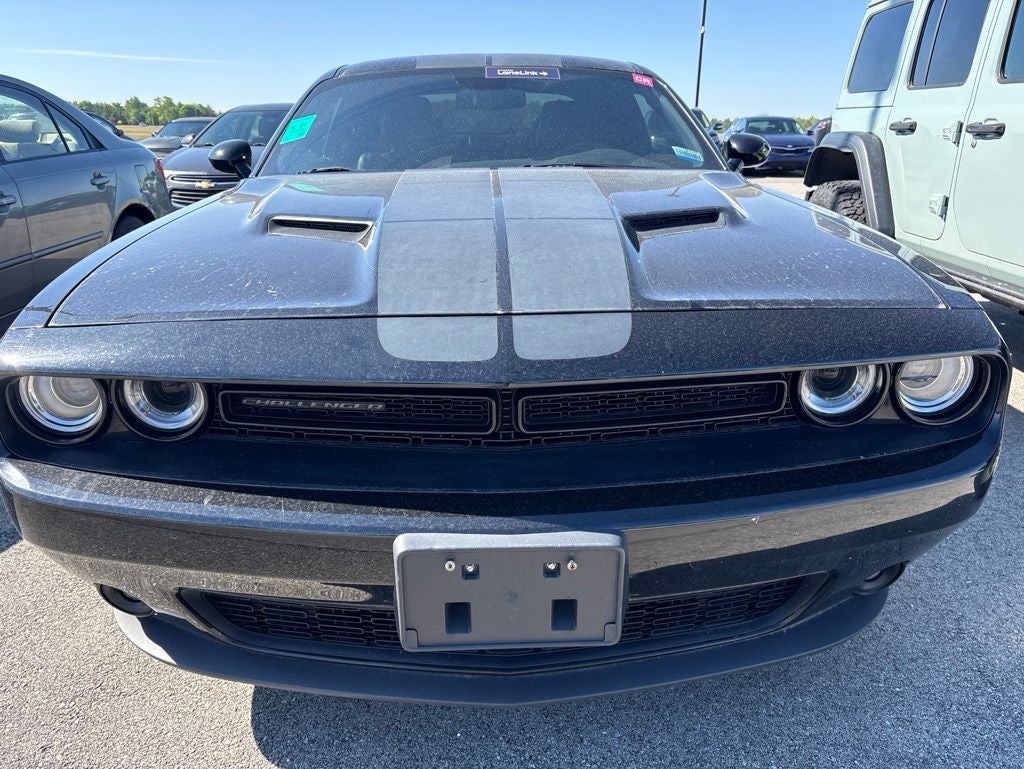 2016 Dodge Challenger SXT