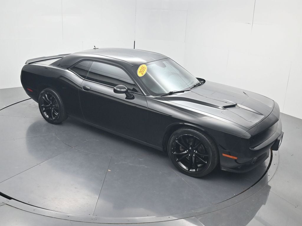 2016 Dodge Challenger SXT