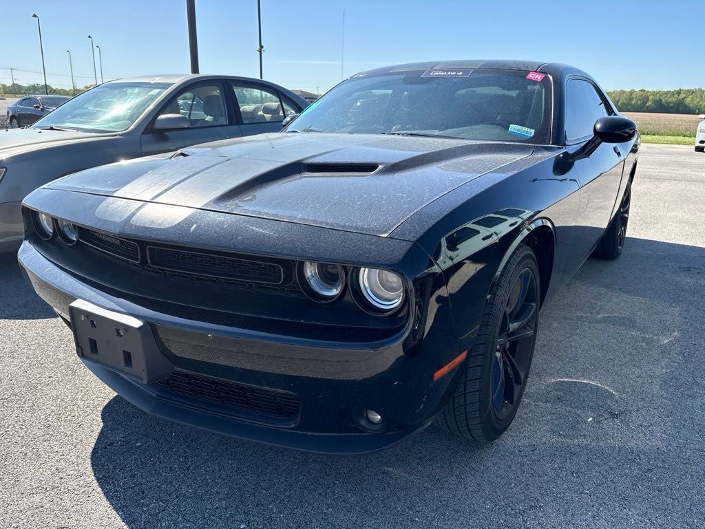 2016 Dodge Challenger SXT