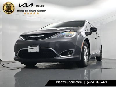 2017 Chrysler Pacifica Touring L