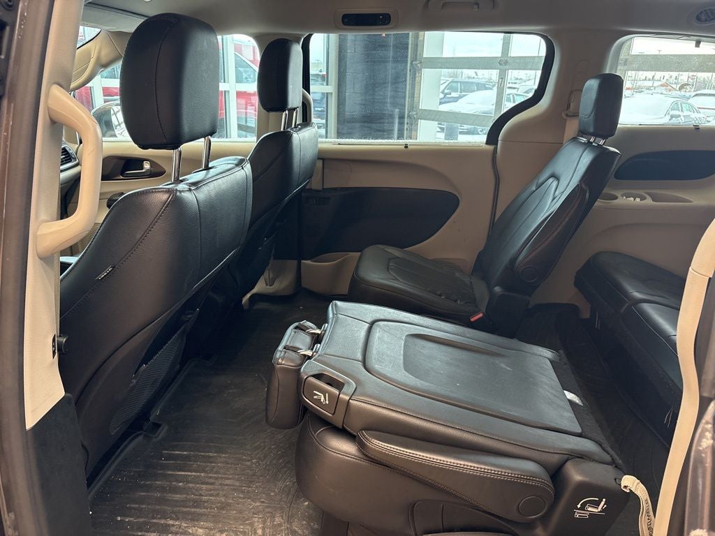 2019 Chrysler Pacifica Touring L