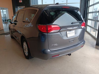 2020 Chrysler Voyager LX