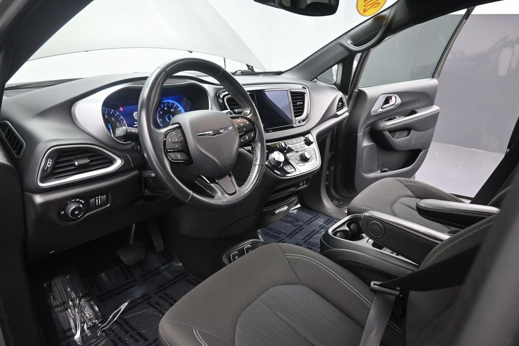 2020 Chrysler Pacifica Touring
