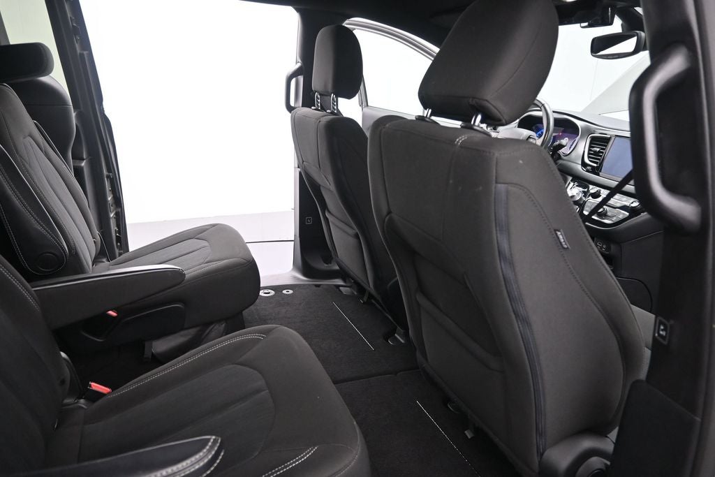 2020 Chrysler Pacifica Touring
