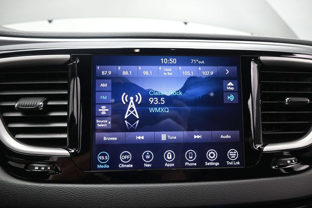 2020 Chrysler Pacifica Touring