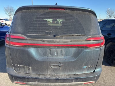 2022 Chrysler Pacifica Hybrid Limited