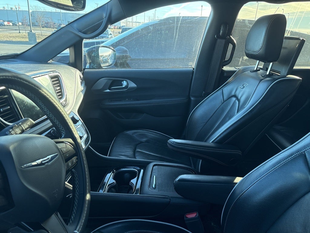 2022 Chrysler Pacifica Hybrid Limited