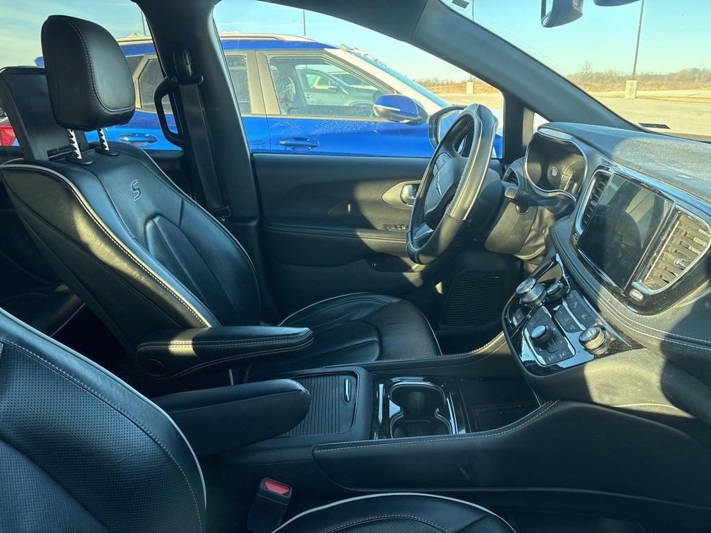 2022 Chrysler Pacifica Hybrid Limited