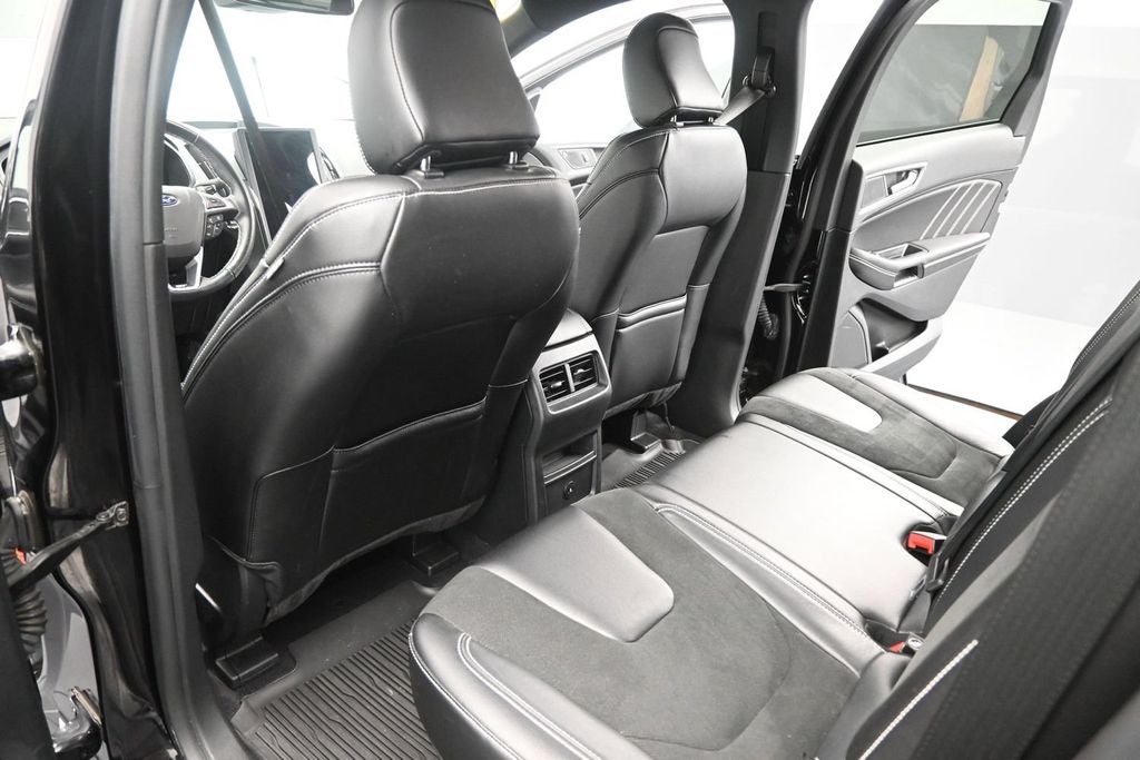 2023 Ford Edge ST