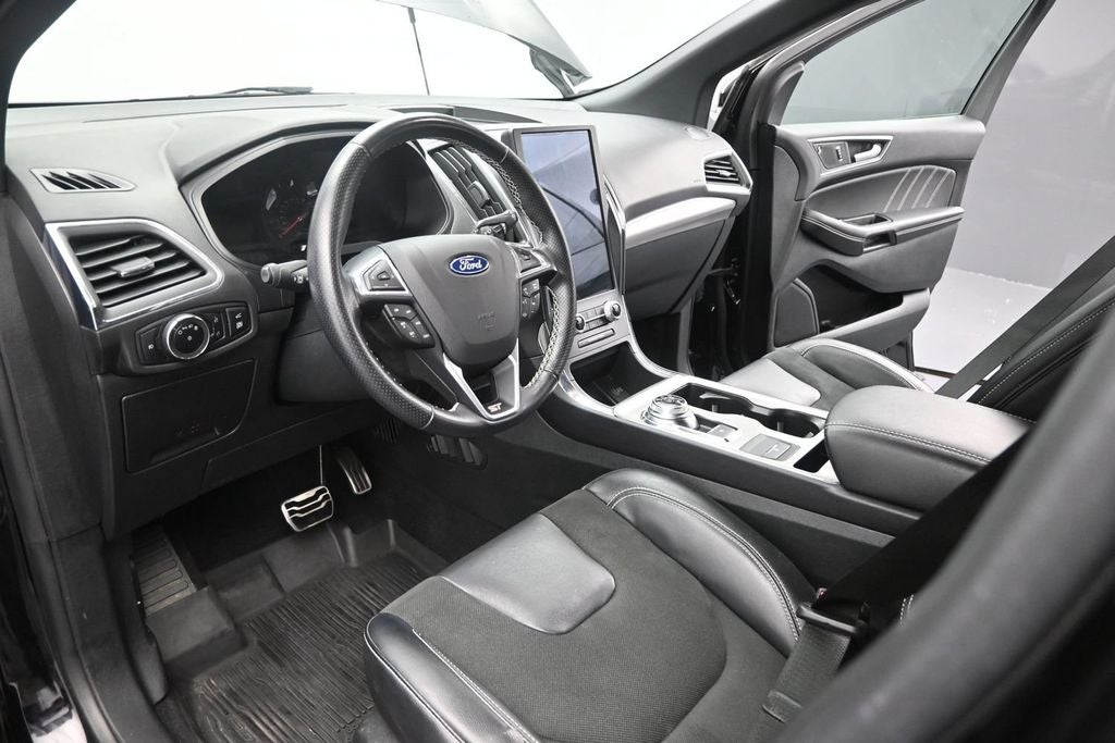 2023 Ford Edge ST