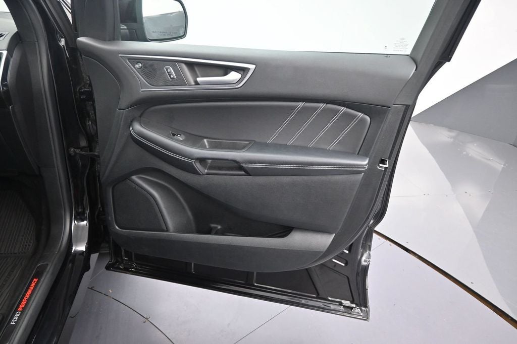 2023 Ford Edge ST