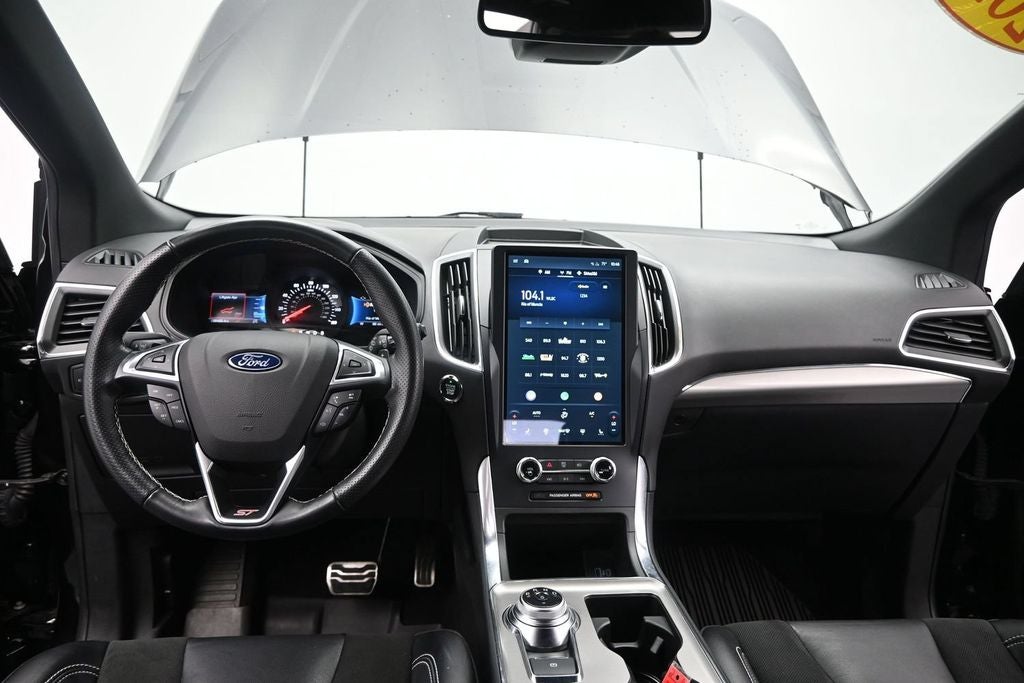 2023 Ford Edge ST