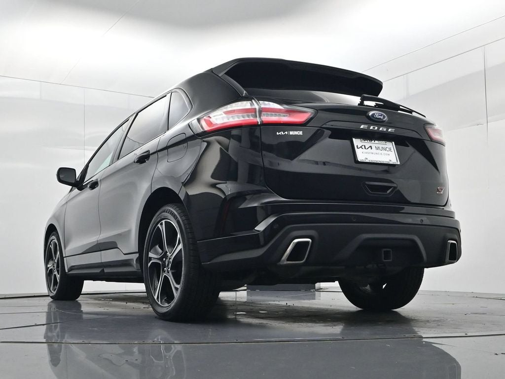 2023 Ford Edge ST
