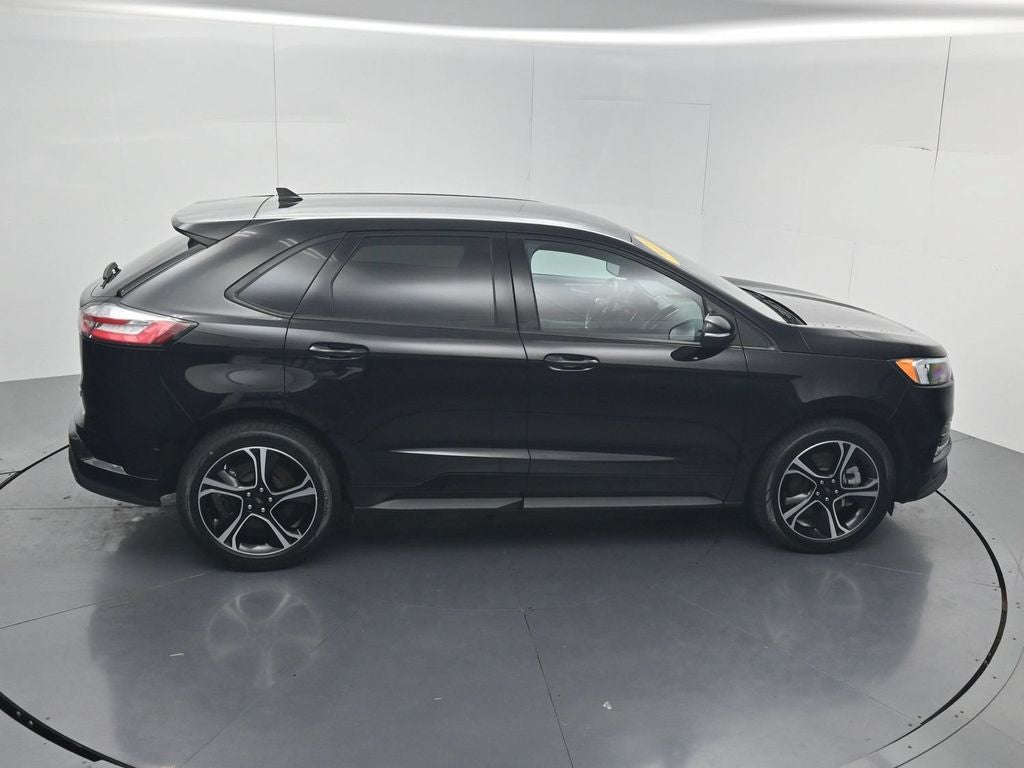 2023 Ford Edge ST