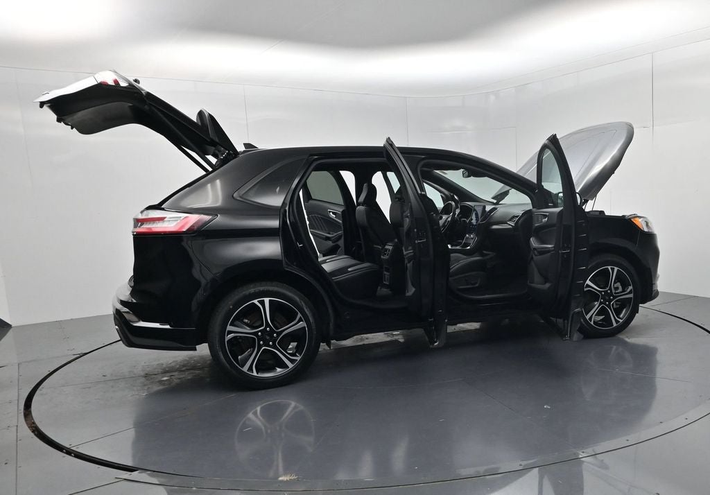 2023 Ford Edge ST