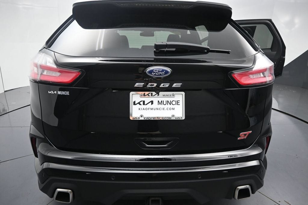 2023 Ford Edge ST