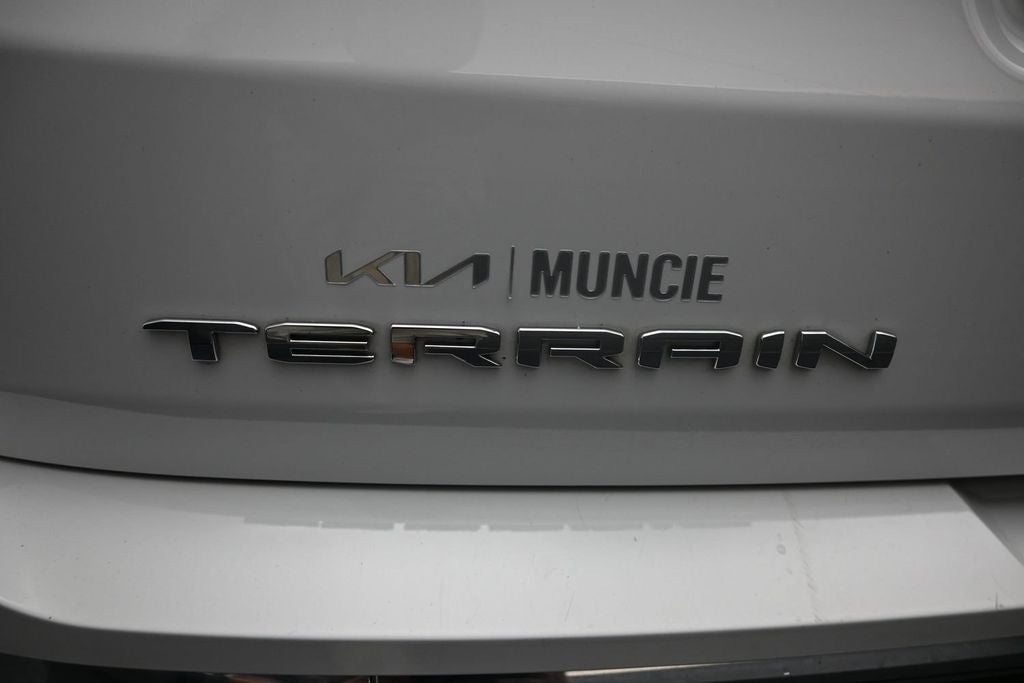 2024 GMC Terrain SLT