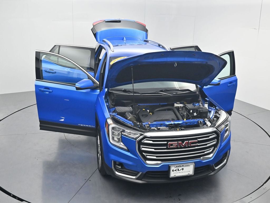 2024 GMC Terrain SLT