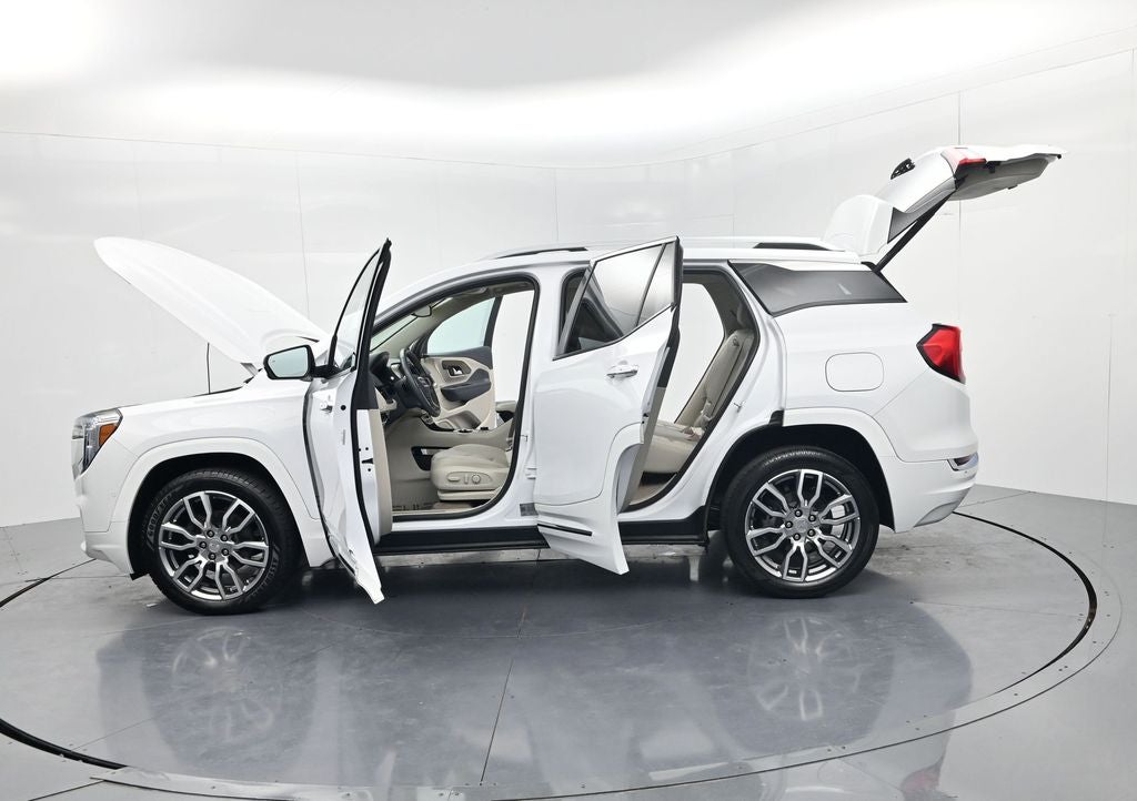 2023 GMC Terrain Denali