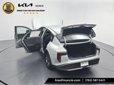 2026 Kia K4 LXS
