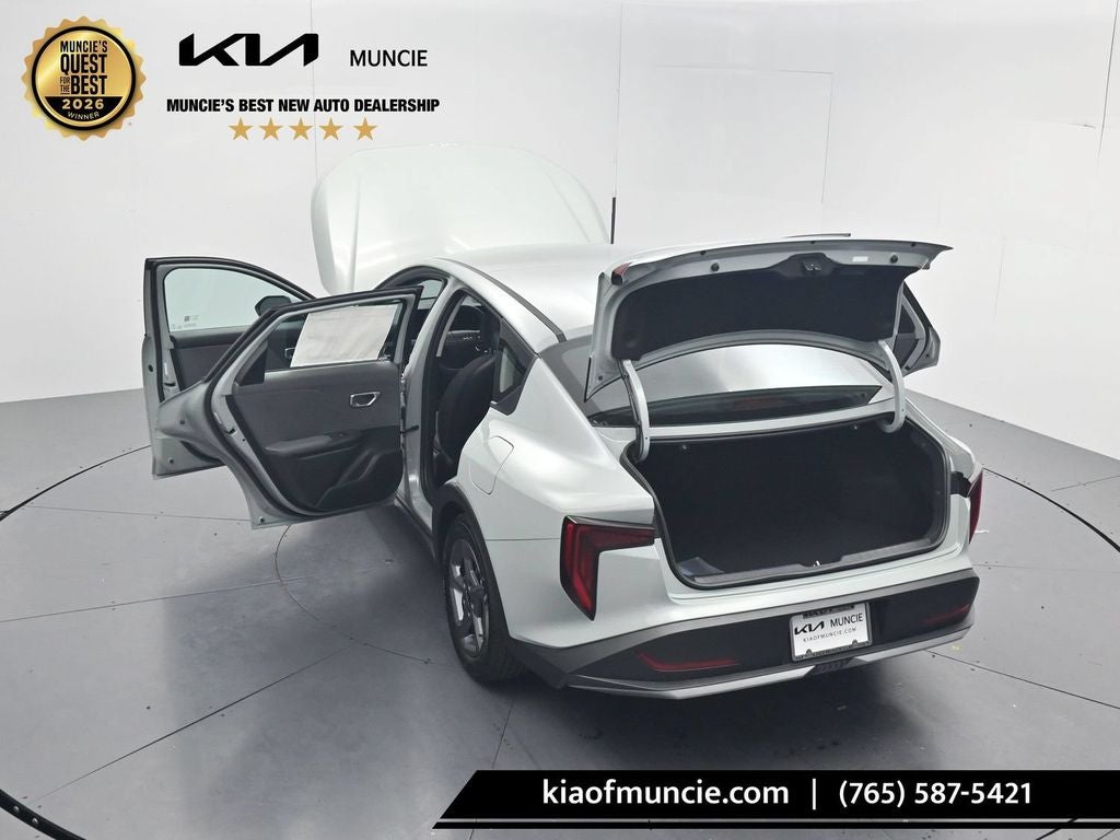 2026 Kia K4 LXS