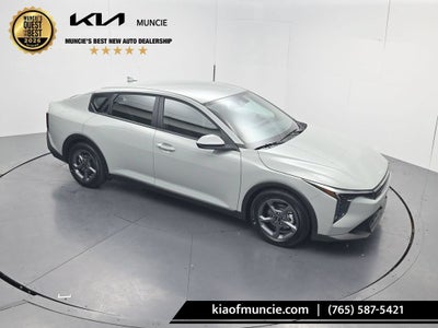 2026 Kia K4 LXS