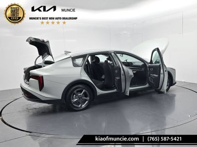 2026 Kia K4 LXS