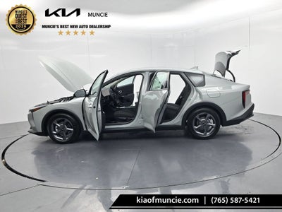 2026 Kia K4 LXS