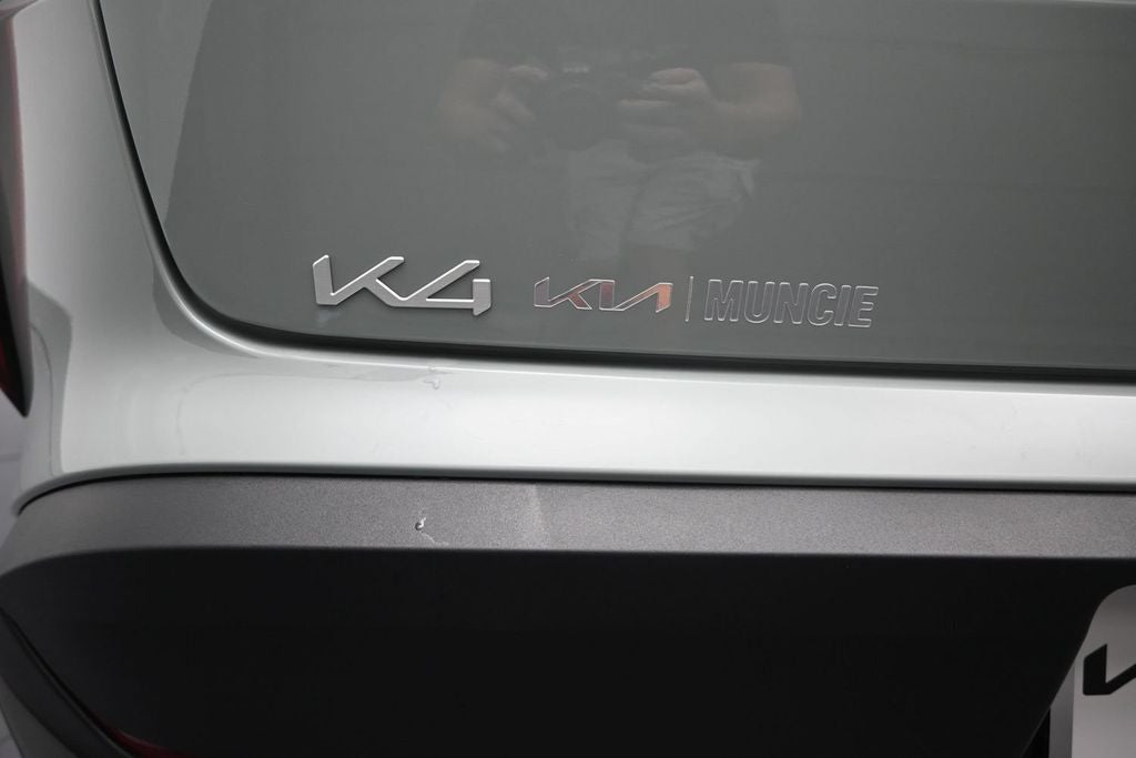 2026 Kia K4 LXS