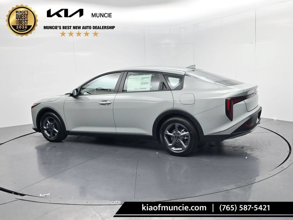 2026 Kia K4 LXS
