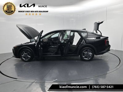 2026 Kia K4 LXS