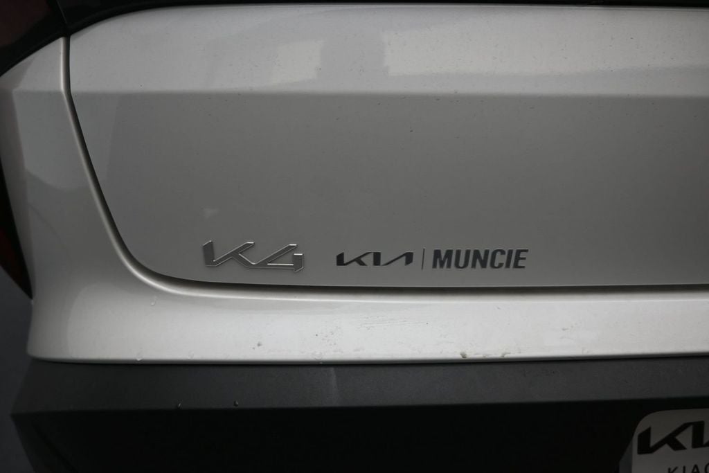 2026 Kia K4 LX