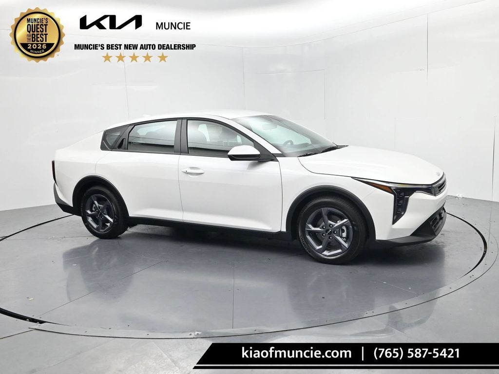 2026 Kia K4 LXS