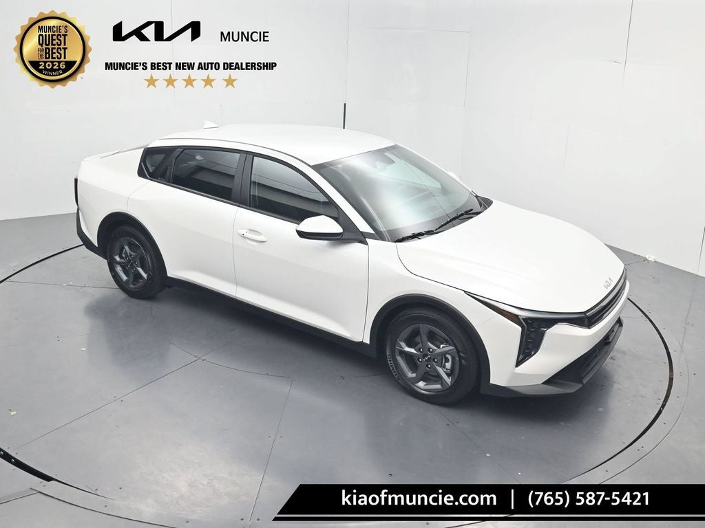 2026 Kia K4 LXS
